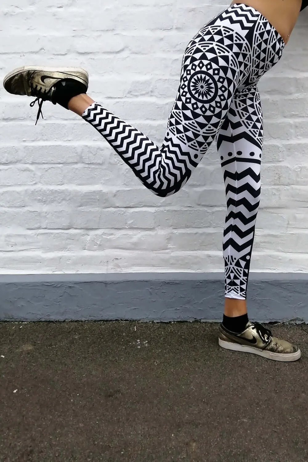 Daze Craze Pattern Festival Leggings