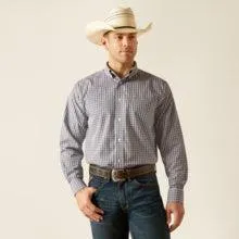 The Mens Wrinkle Free Walker Long Sleeve Shirt