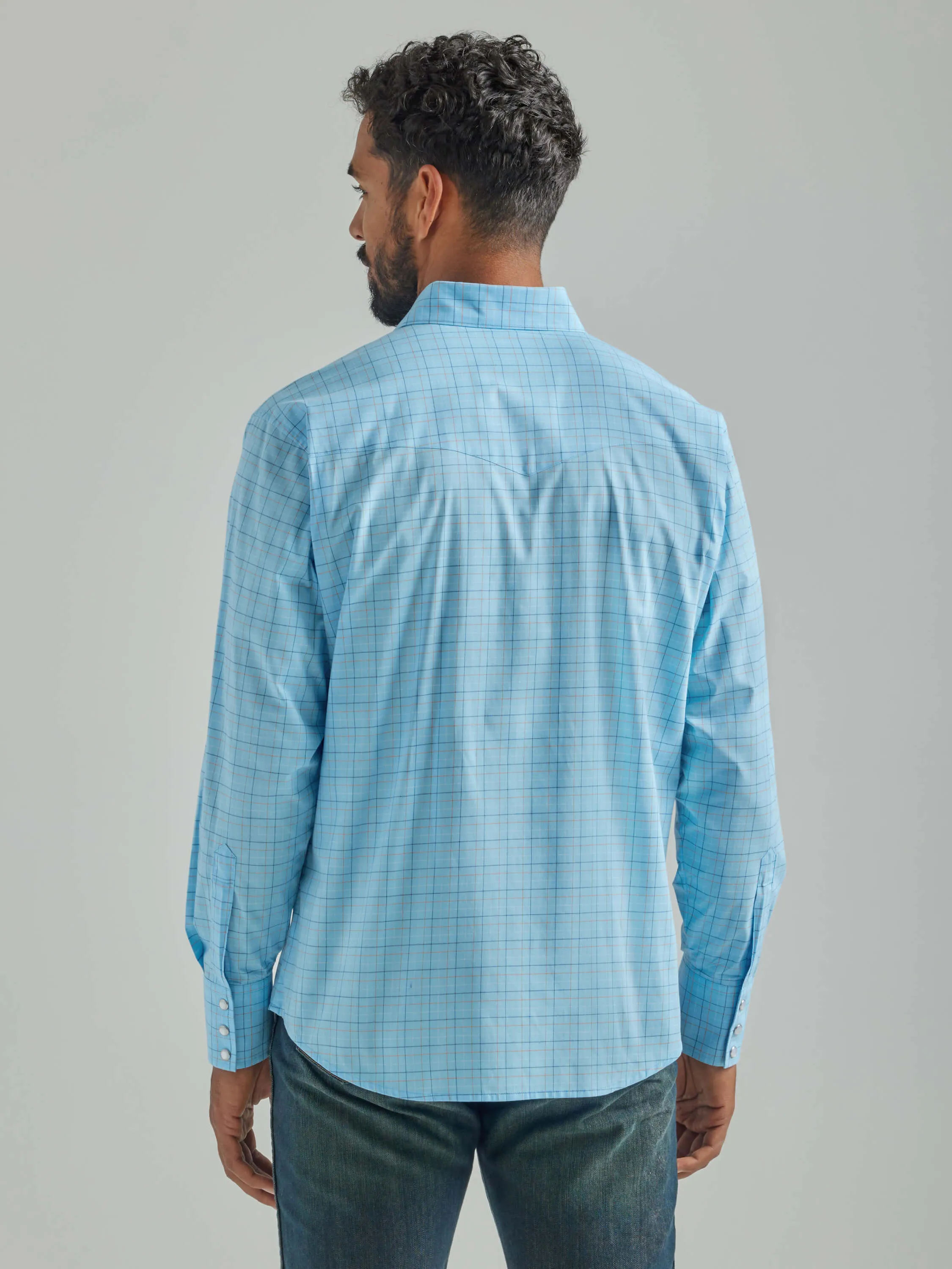 Wrangler | Wrinkle Resist Blue LS Plaid Snap Shirt